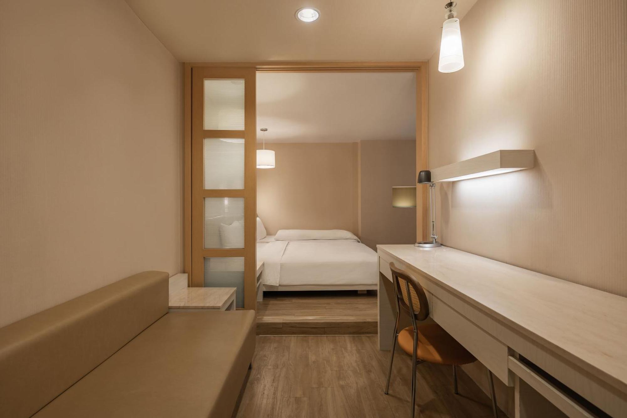 Kindness Hotel - Hanshen Kaohsiung Oda fotoğraf