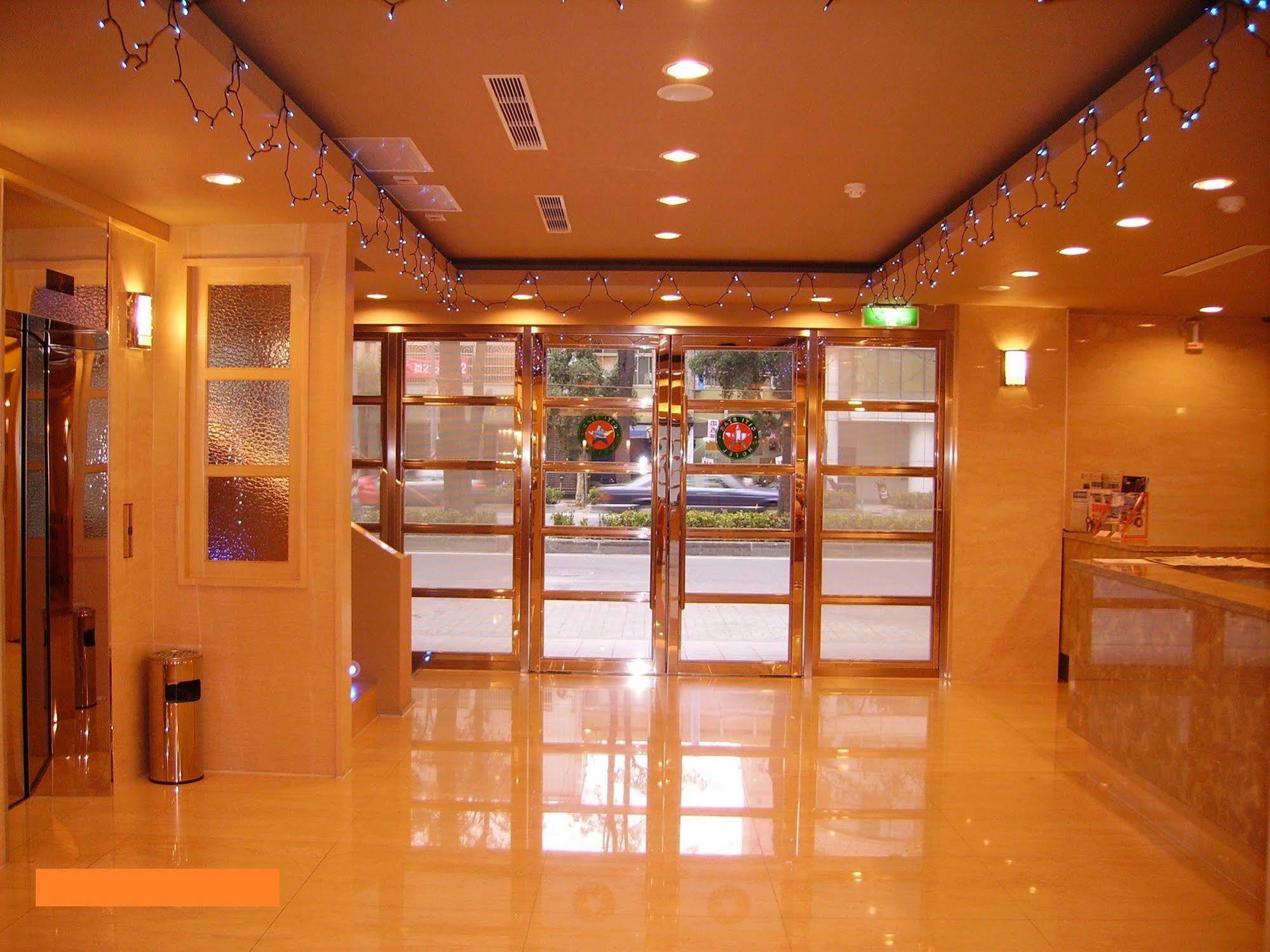 Kindness Hotel - Hanshen Kaohsiung Dış mekan fotoğraf